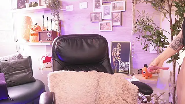 Dear Morgan online show from October 30, 7:47 pm