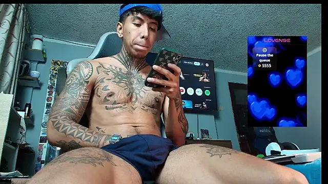 Nickhot0609 online show from February 24, 3:15 am