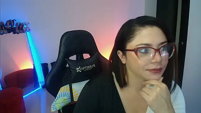 Madame Shein  online show from February 5, 9:57 am