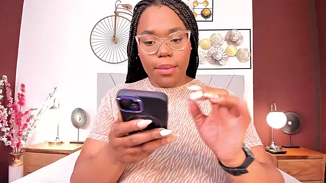 Snapshot of Makena_gh chatting on September 22, 3:30 am Makena gh online show from September 22, 3:30 am