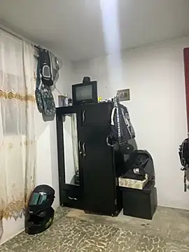 Snapshot of Jestebanano chatting on November 12, 5:08 am Jestebanano online show from November 12, 5:08 am