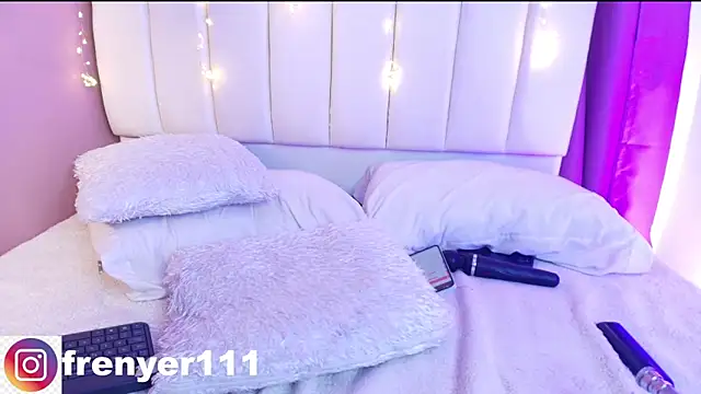 kiing azahell online show from March 14, 1:27 am