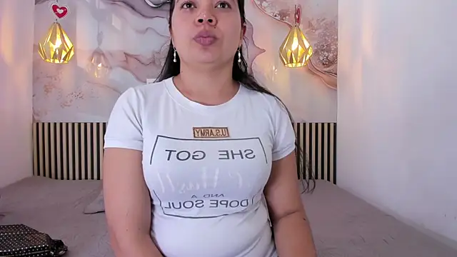 EvelynSweet1 online show from May 6, 7:41 pm