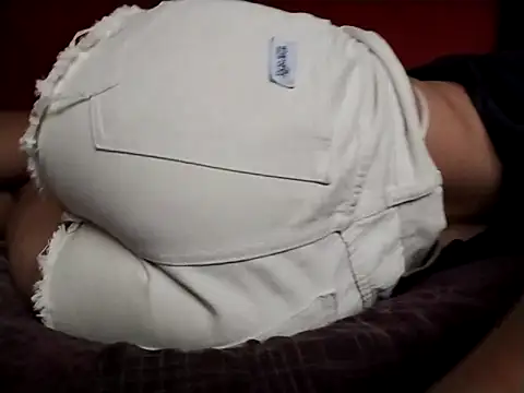 Cloeegoth online show from March 22, 3:42 pm