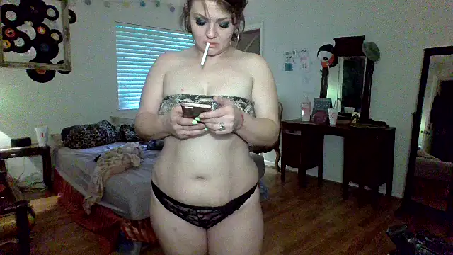 Snapshot of sophiarica chatting on May 8, 5:07 pm sophiarica online show from May 8, 5:07 pm