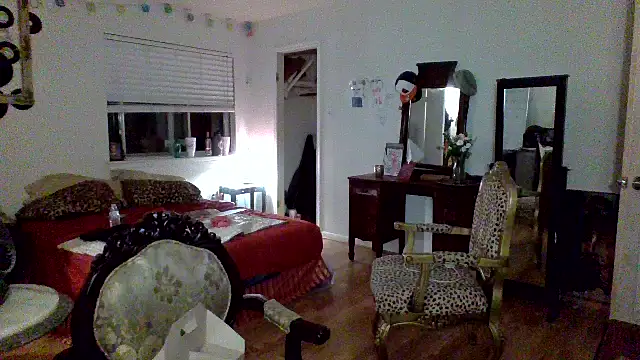 Snapshot of sophiarica chatting on May 19, 6:53 am sophiarica online show from May 19, 6:53 am