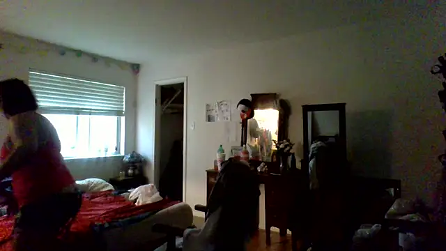 Snapshot of sophiarica chatting on May 20, 12:28 am sophiarica online show from May 20, 12:28 am