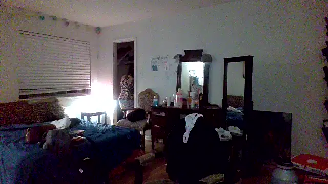 Snapshot of sophiarica chatting on May 28, 4:32 am sophiarica online show from May 28, 4:32 am
