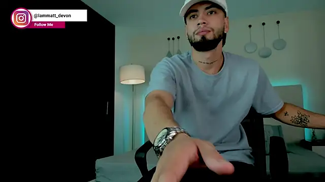 MattDevon online show from December 3, 3:58 am