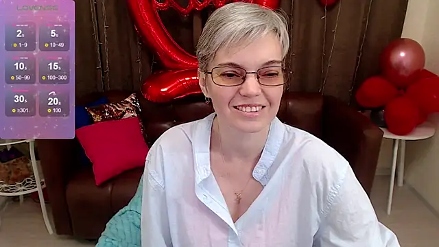 Snapshot of Cutie_Erikaa1 chatting on February 13, 2:34 am Cutie Erikaa1 online show from February 13, 2:34 am