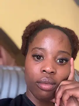 Snapshot of BlvckVixen chatting on March 13, 12:45 pm BlvckVixen online show from March 13, 12:45 pm