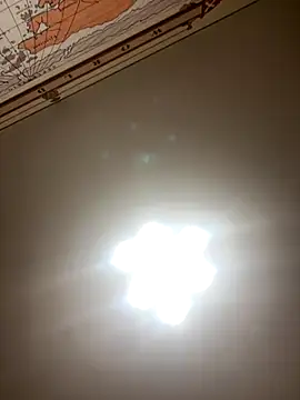 Janet Welder online show from October 2, 9:00 pm