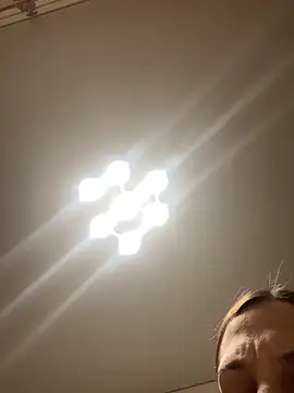 Janet Welder online show from October 19, 7:47 pm