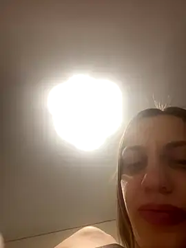 Janet Welder online show from November 2, 1:08 am