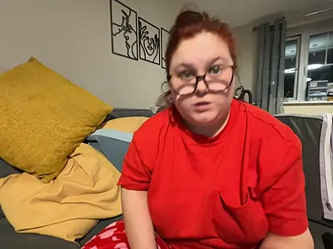 Snapshot of Tallulah-mae-xoxox chatting on January 31, 9:05 pm Tallulah-mae-xoxox online show from January 31, 9:05 pm