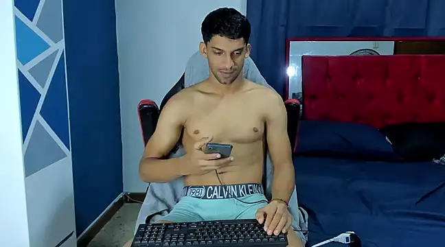 Snapshot of mike_shelby21 chatting on December 31, 6:16 am mike shelby21 online show from December 31, 6:16 am