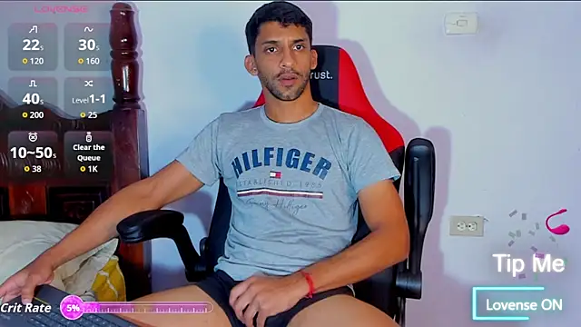 Snapshot of mike_shelby21 chatting on October 29, 2:14 am mike shelby21 online show from October 29, 2:14 am