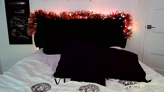 Snapshot of RubyLaStar chatting on December 30, 12:00 am RubyLaStar online show from December 30, 12:00 am