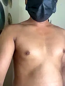 Snapshot of pimange34 chatting on November 28, 2:25 am pimange34 online show from November 28, 2:25 am