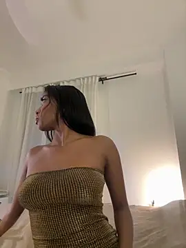 Snapshot of IamCrystal2 chatting on November 29, 11:41 pm IamCrystal2 online show from November 29, 11:41 pm