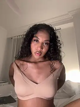 IamCrystal2 online show from April 29, 11:22 pm