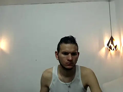 Latin Boy24 online show from September 18, 5:26 pm