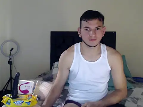 Latin Boy24 online show from March 14, 1:27 pm