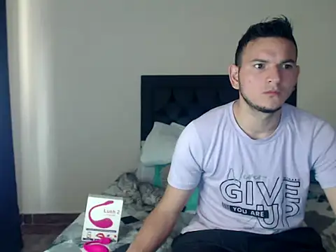 Latin Boy24 online show from March 15, 2:23 pm