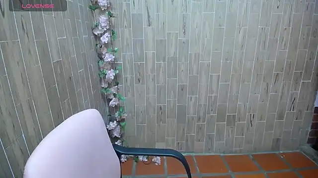 Snapshot of solyeria chatting on November 15, 12:56 pm solyeria online show from November 15, 12:56 pm