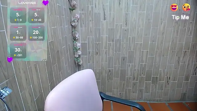 Snapshot of solyeria chatting on March 6, 12:45 pm solyeria online show from March 6, 12:45 pm