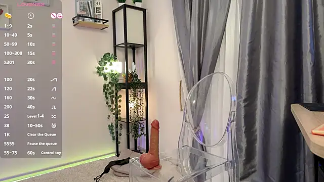 Snapshot of Lella_Ryann_ chatting on February 14, 7:12 pm Lella Ryann online show from February 14, 7:12 pm