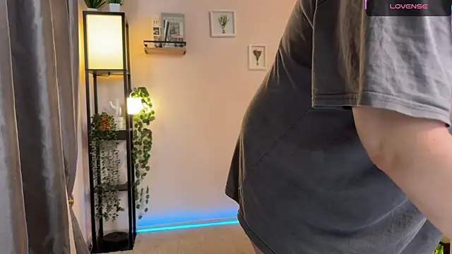 Snapshot of Lella_Ryann_ chatting on November 14, 1:54 pm Lella Ryann online show from November 14, 1:54 pm