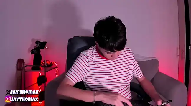 Snapshot of JaycoThomas chatting on February 6, 9:17 pm JaycoThomas online show from February 6, 9:17 pm