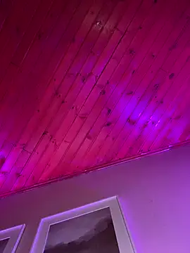 imlindapink online show from March 12, 1:58 am