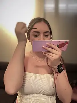 imlindapink online show from November 29, 5:38 pm