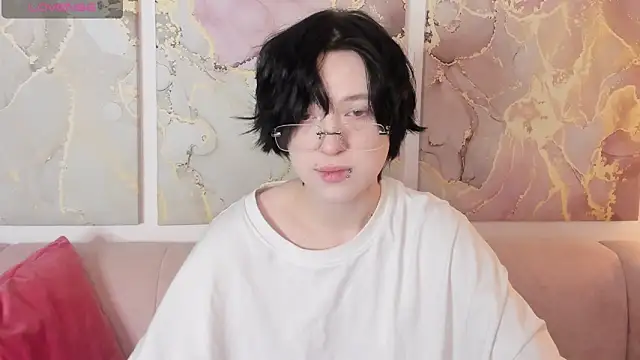 fiamoory online show from January 19, 1:20 am