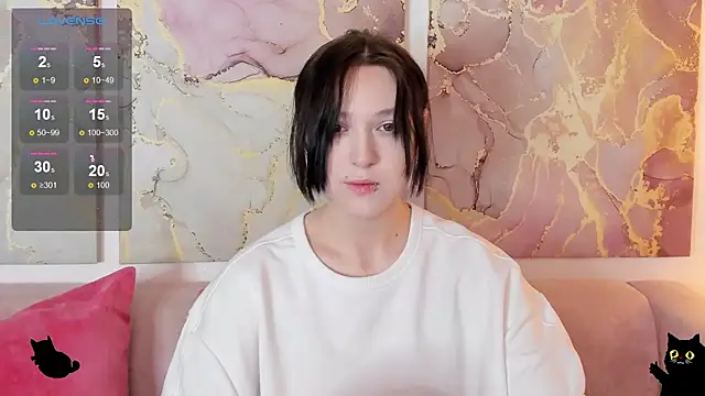 fiamoory online show from May 2, 1:21 am