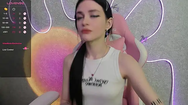 Molly Crystall online show from July 1, 3:52 am