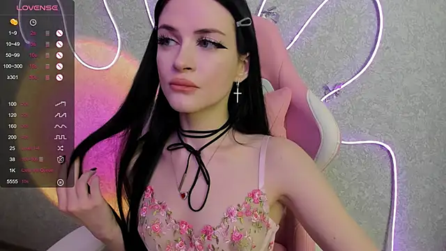 Molly Crystall online show from July 13, 2:36 am