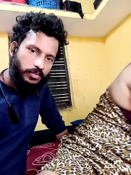 Snapshot of Radhikadavi879 chatting on February 1, 5:58 pm Radhikadavi879 online show from February 1, 5:58 pm