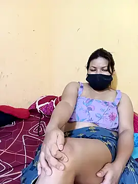 Snapshot of Radhikadavi879 chatting on February 22, 9:59 pm Radhikadavi879 online show from February 22, 9:59 pm