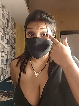 Snapshot of Radhikadavi879 chatting on September 22, 6:10 pm Radhikadavi879 online show from September 22, 6:10 pm