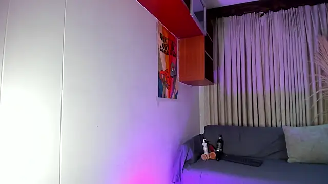 JulietaKane online show from June 12, 11:14 pm