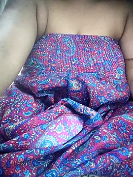 delhi gril online show from October 10, 7:35 pm