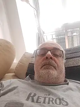 Snapshot of Satiro_Sevilla chatting on October 28, 3:14 pm Satiro Sevilla online show from October 28, 3:14 pm