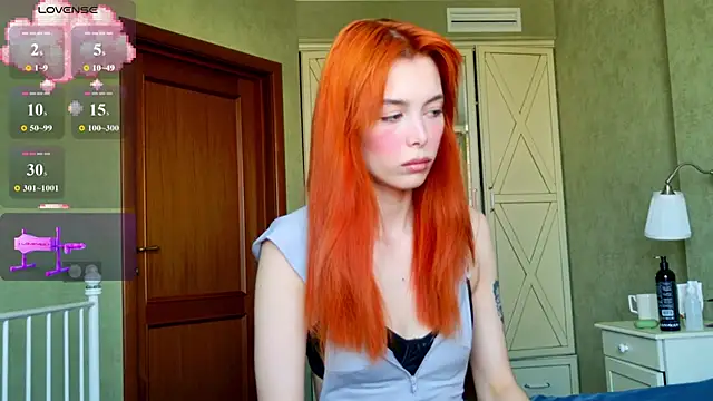 Snapshot of hard_candyy chatting on May 5, 10:56 am hard candyy online show from May 5, 10:56 am