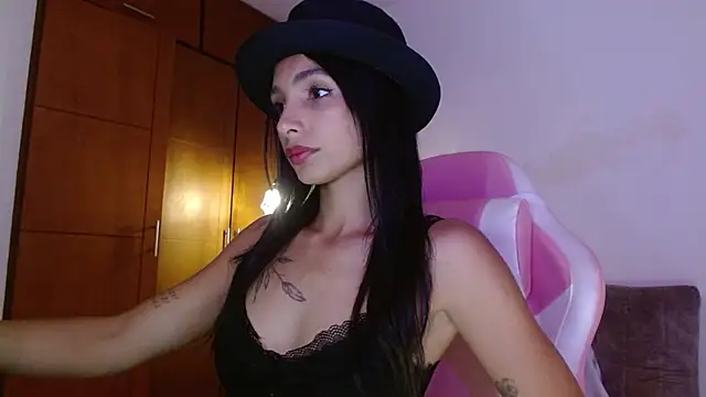 Snapshot of AnnitaSerna_ chatting on October 30, 1:56 pm AnnitaSerna online show from October 30, 1:56 pm