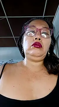 Snapshot of anniecoopeer chatting on February 13, 6:59 pm anniecoopeer online show from February 13, 6:59 pm
