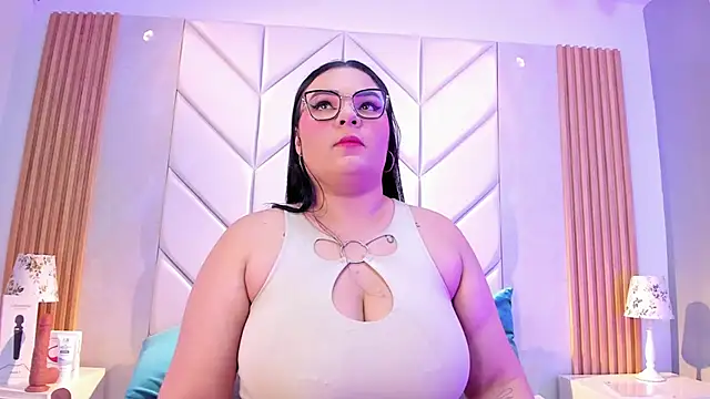 KatyaPittman online show from June 4, 7:53 pm