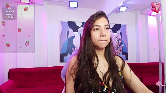 Snapshot of Ema_louis_ chatting on February 25, 12:45 pm Ema louis online show from February 25, 12:45 pm